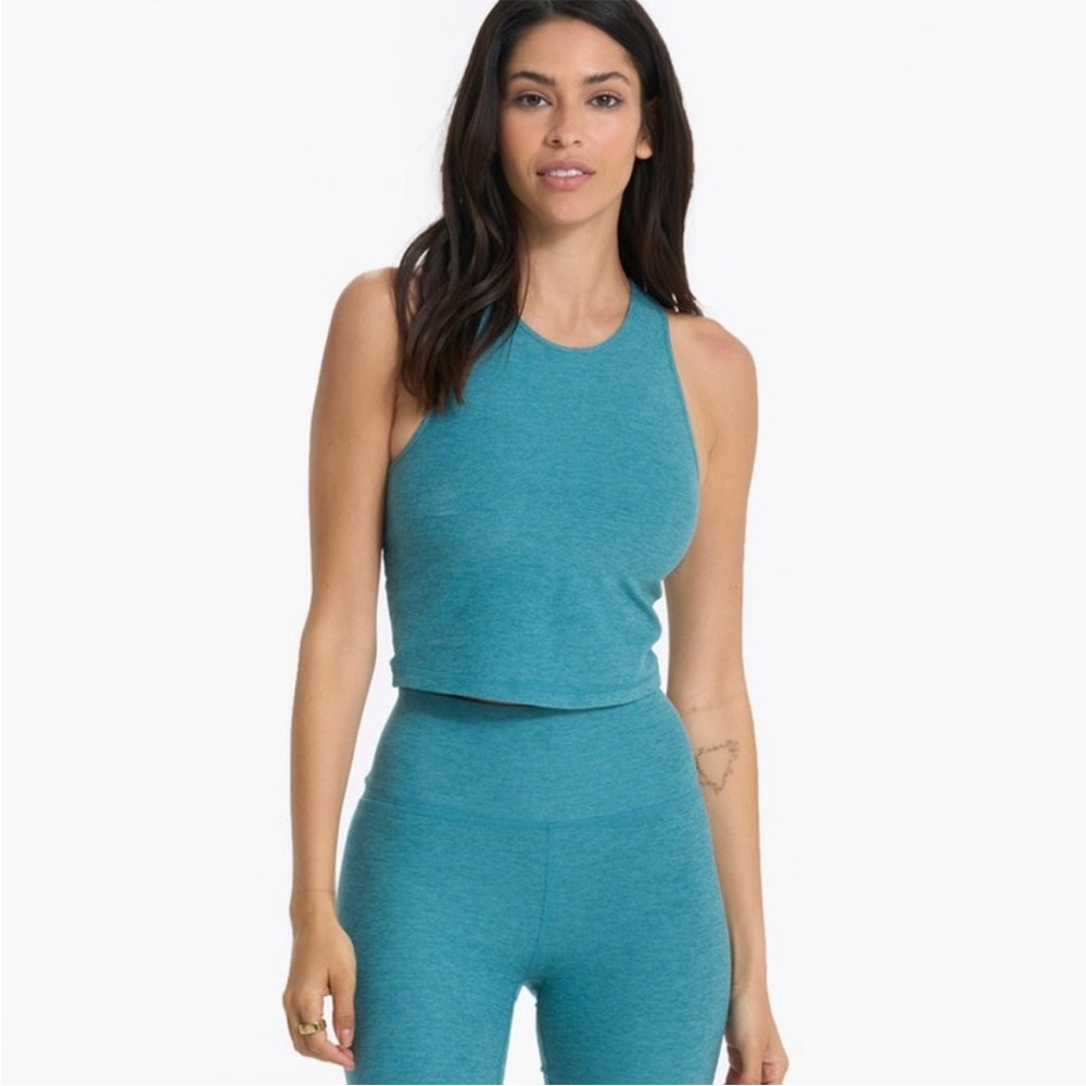 Vuori Elevation Pylo High Neck Crop Tank Teal - Picture 2 of 13